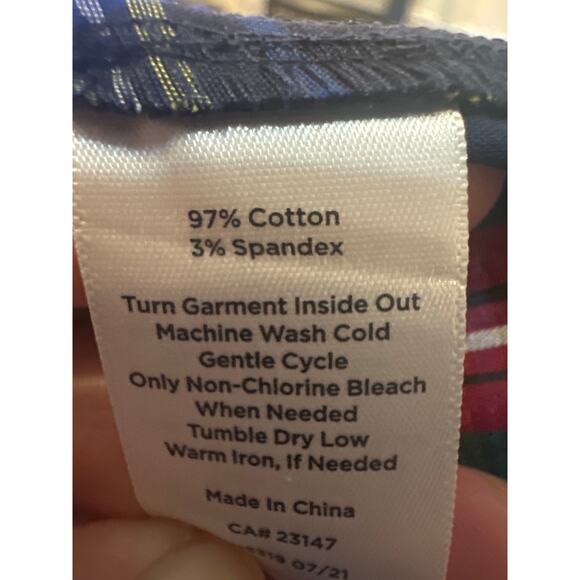 ⭐️ Women’s Talbots Fitted Plaid Button Up Shirt. Size 4 Petite - Picture 6 of 6